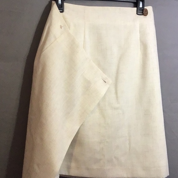 NO BRAND TAG … Faux Wrap Skirt w/zipper in back  sz 8  beige & brn - Picture 5 of 7